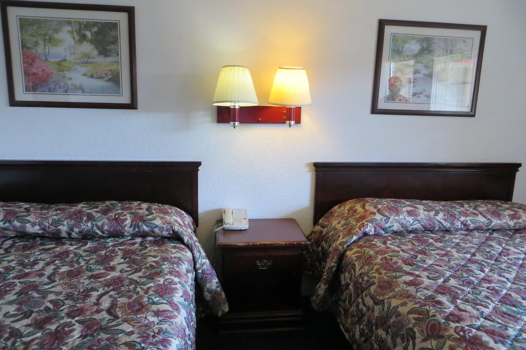 Capri Motel レッドウッド・シティ 部屋 写真