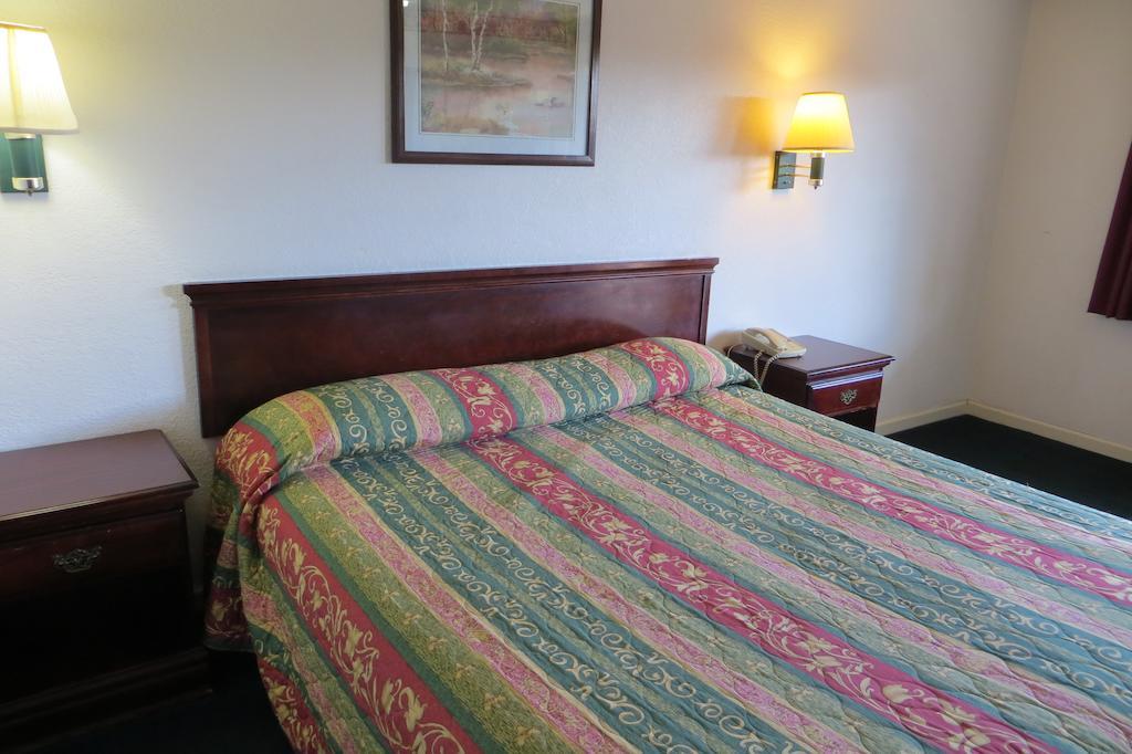 Capri Motel レッドウッド・シティ 部屋 写真
