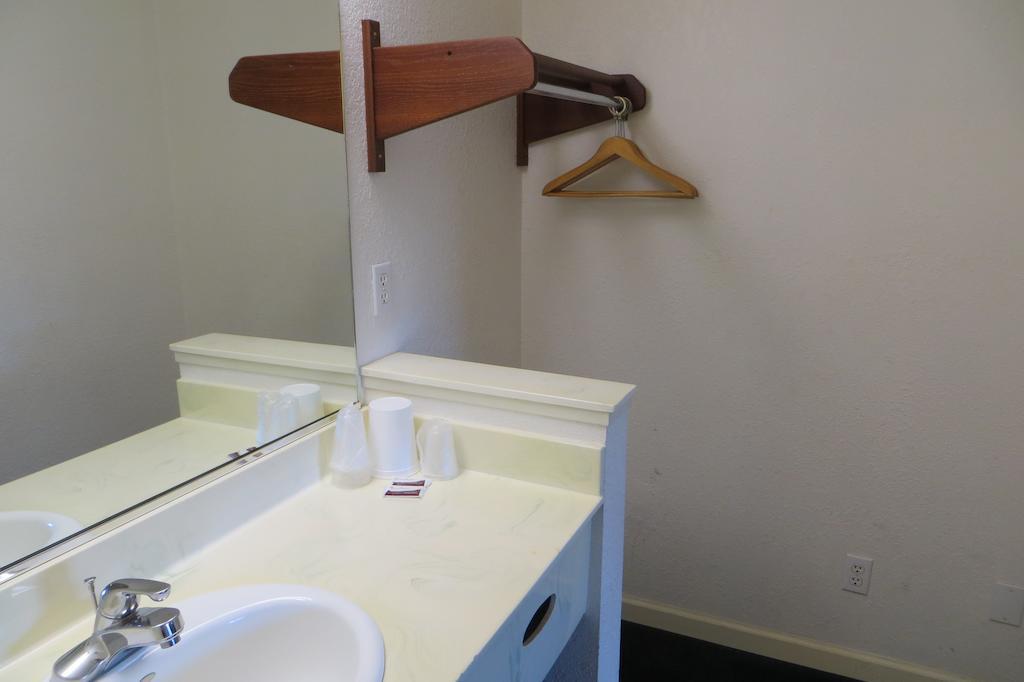 Capri Motel レッドウッド・シティ 部屋 写真