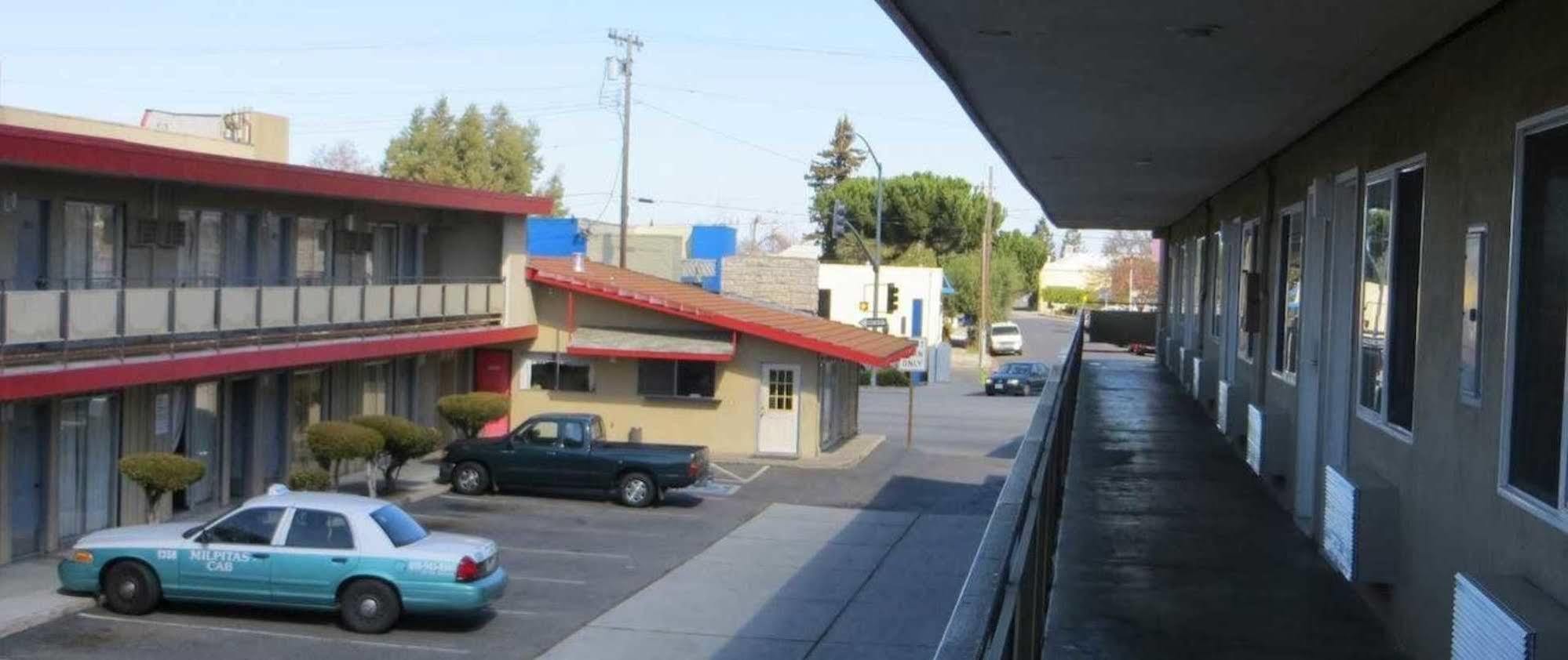 Capri Motel レッドウッド・シティ エクステリア 写真